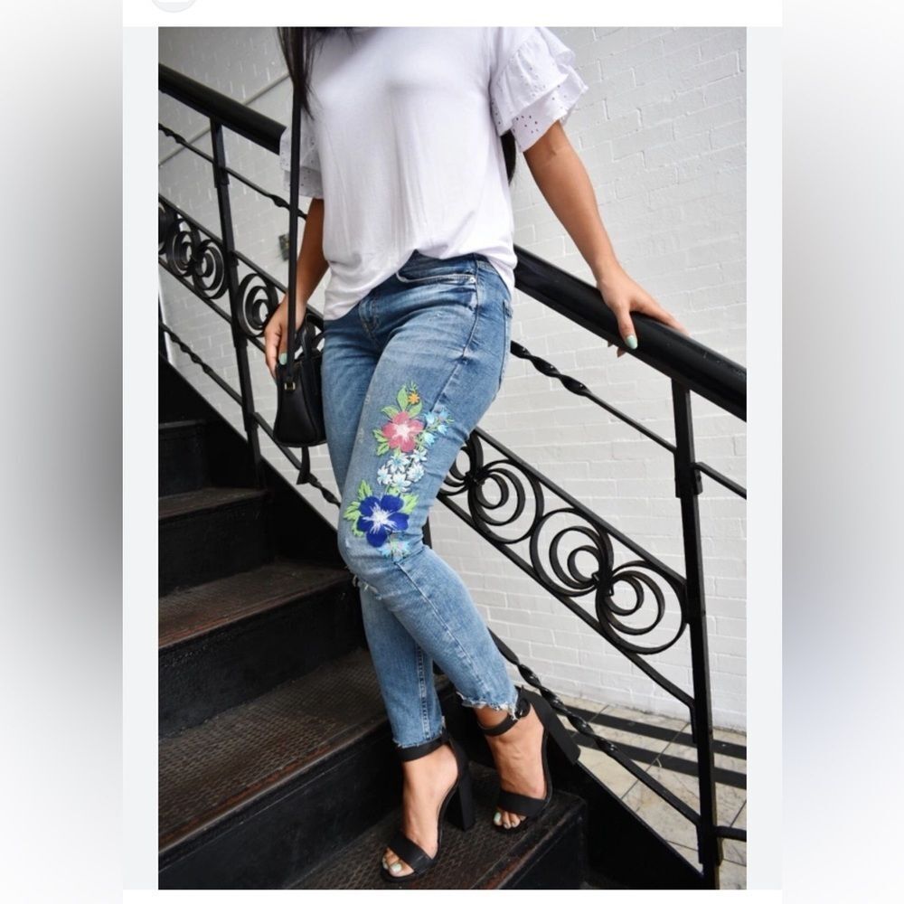 Rare Zara skinny jeans embroidered size 2